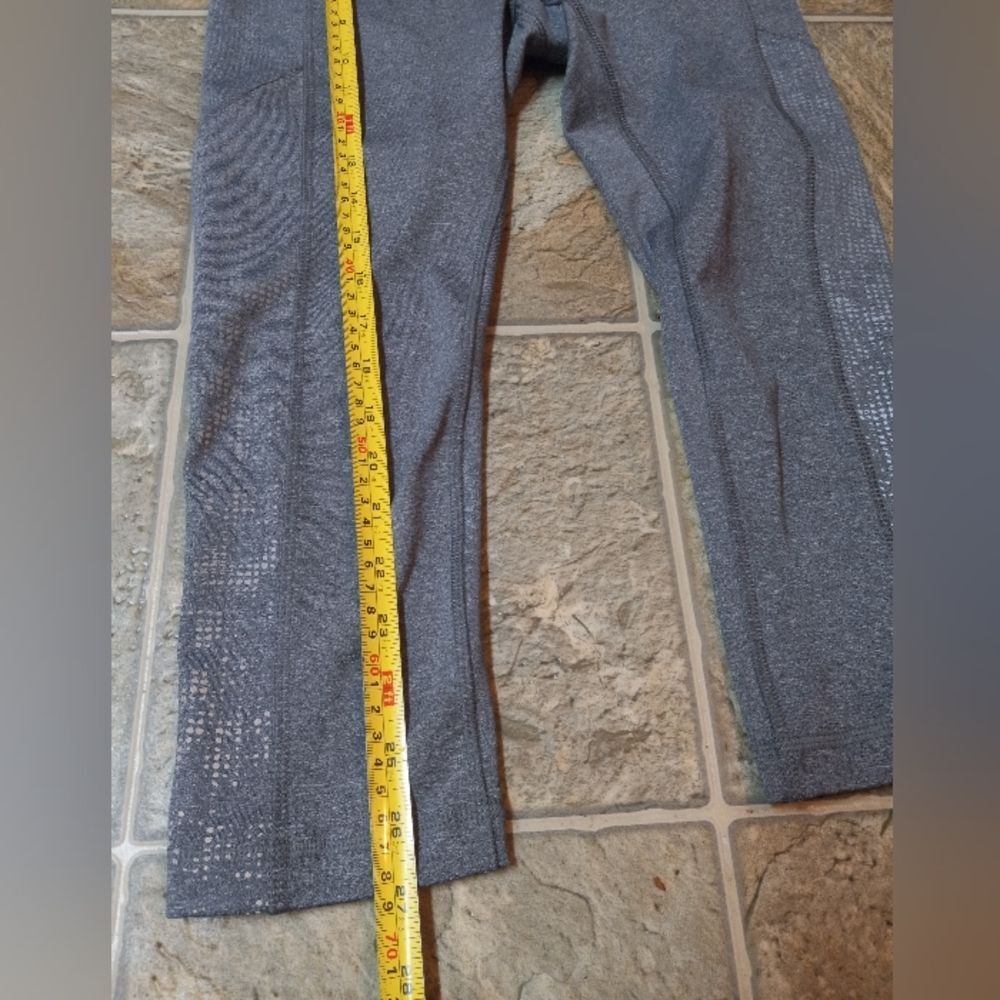 Cascade Sport Performance Capris Size S - Picture 7 of 9